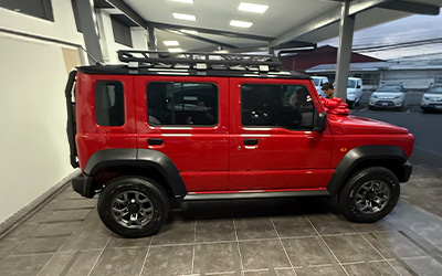 Suzuki Jimny rubis